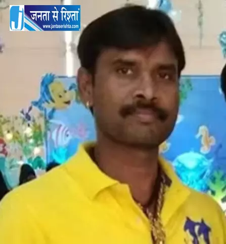 नकली शराब मामले के फरार आरोपी विनय सिंह पर SSP ने घोषित किया 10 हजार का इनाम नकली शराब मामले के फरार आरोपी विनय सिंह पर SSP ने घोषित किया 10 हजार का इनाम