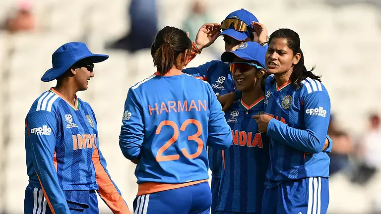 दक्षिण अफ्रीका से हार के बाद भारत की सेमीफाइनल उम्मीदों को झटका दक्षिण अफ्रीका से हार के बाद भारत की सेमीफाइनल उम्मीदों को झटका