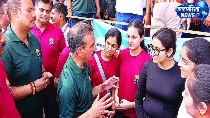 नादौन में बन रहे 125 करोड़ के इंडोर स्टेडियम का शुभारंभ इसी साल नादौन में बन रहे 125 करोड़ के इंडोर स्टेडियम का शुभारंभ इसी साल