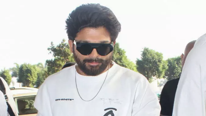 थिएटर में भगदड़ के मामले में अल्लू अर्जुन कोर्ट में पेश नहीं हुए थिएटर में भगदड़ के मामले में अल्लू अर्जुन कोर्ट में पेश नहीं हुए