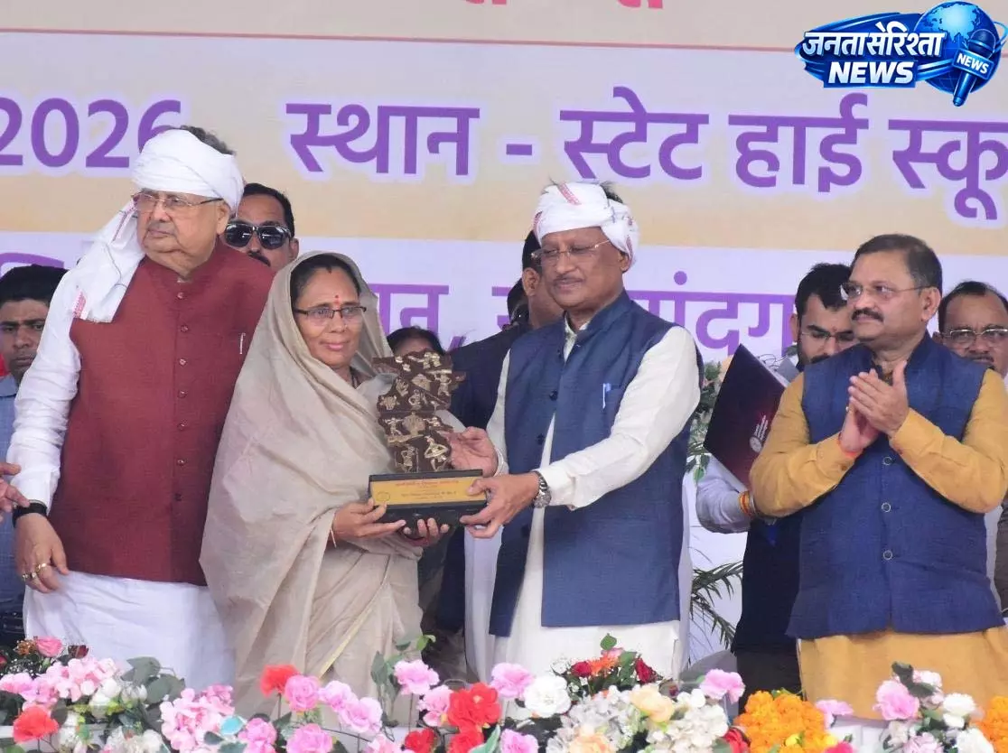 CM साय की ने राजनांदगांव में 510 करोड़ रुपये से अधिक लागत के 333 विकास कार्यों का किया लोकार्पण-भूमिपूजन CM साय की ने राजनांदगांव में 510 करोड़ रुपये से अधिक लागत के 333 विकास कार्यों का किया लोकार्पण-भूमिपूजन