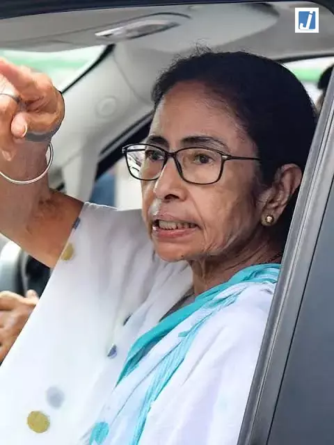 पूर्व CM ममता बनर्जी की अध्यक्ष पद से छुट्टी पूर्व CM ममता बनर्जी की अध्यक्ष पद से छुट्टी