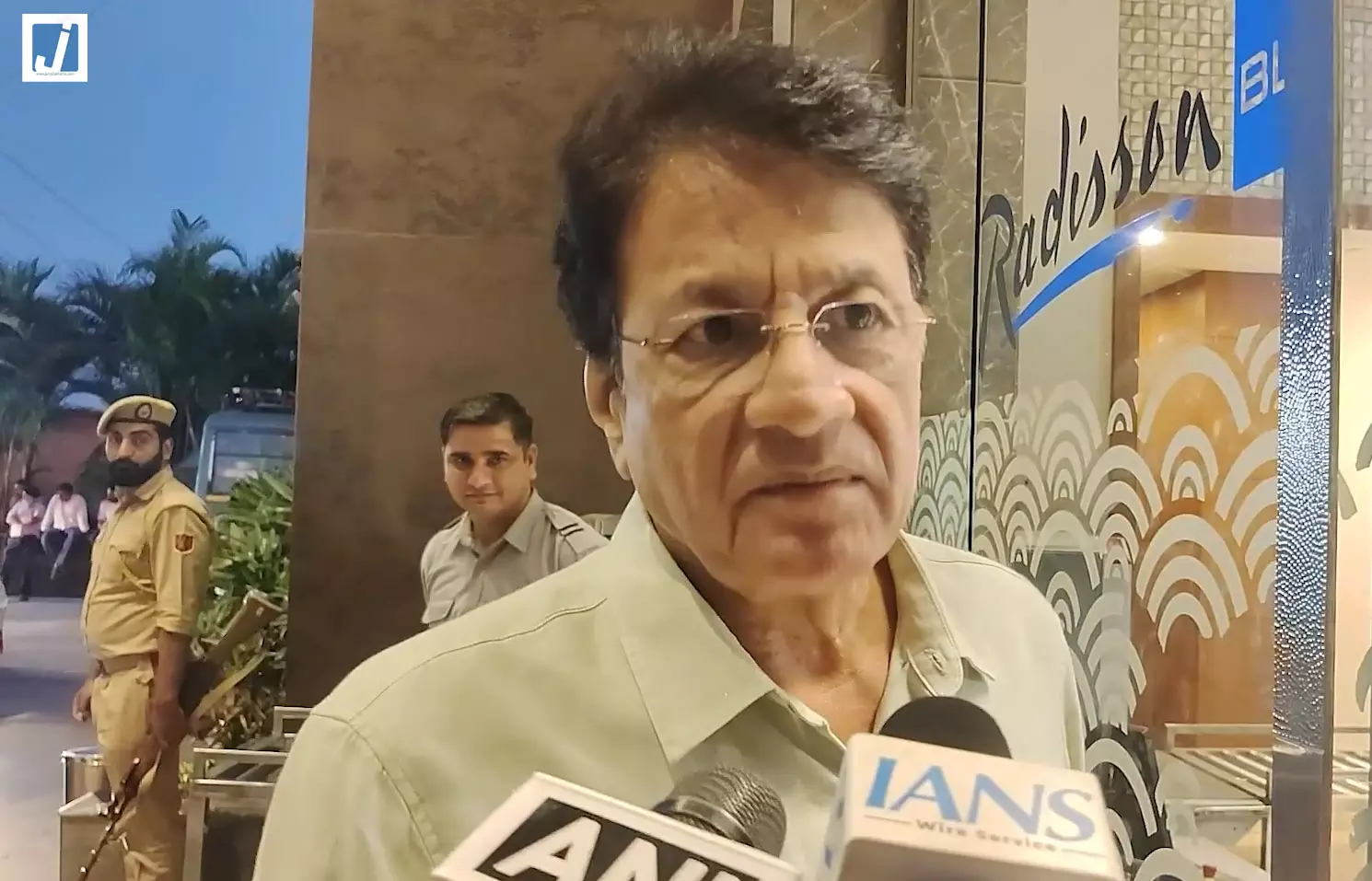 भाजपा सांसद का भारत–पाक सीमा दौरा, BSF की कार्यप्रणाली की तारीफ भाजपा सांसद का भारत–पाक सीमा दौरा, BSF की कार्यप्रणाली की तारीफ