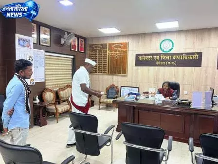 कलेक्टर ममगाईं ने जनदर्शन में सुनी आमजन की समस्याएं कलेक्टर ममगाईं ने जनदर्शन में सुनी आमजन की समस्याएं