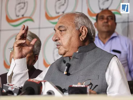 हरियाणा सरकार नौकरियां बेच रही है, भूपिंदर हुड्डा का दावा हरियाणा सरकार नौकरियां बेच रही है, भूपिंदर हुड्डा का दावा