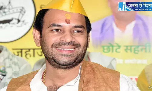 पीए पर आरोप, तेज प्रताप यादव के घर से 20 लाख नकदी पार