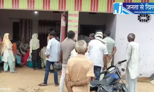 बहू की लाश पड़ी थी घर में, ससुराल वाले गायब बहू की लाश पड़ी थी घर में, ससुराल वाले गायब