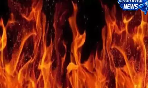 Hyderabad Fire: आग की चपेट में आईं कई दुकानें, सामान हुआ राख