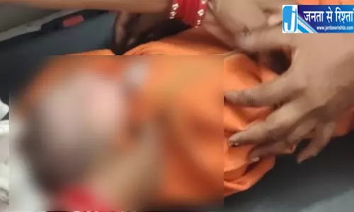 108 एम्बुलेंस जीवनदायिनी साबित हुई, महिला ने दिया बच्चे को जन्म 108 एम्बुलेंस जीवनदायिनी साबित हुई, महिला ने दिया बच्चे को जन्म