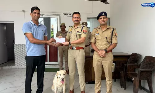 Sambhal : स्निफर डॉग ‘मैरी’ की मदद से यौन उत्पीड़न मामले में आरोपी तक पहुंची पुलिस Sambhal : स्निफर डॉग ‘मैरी’ की मदद से यौन उत्पीड़न मामले में आरोपी तक पहुंची पुलिस