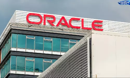 Oracle में 13% कर्मचारियों की कटौती, AI और रीस्ट्रक्चरिंग के चलते 21,000 नौकरियां घटीं Oracle में 13% कर्मचारियों की कटौती, AI और रीस्ट्रक्चरिंग के चलते 21,000 नौकरियां घटीं
