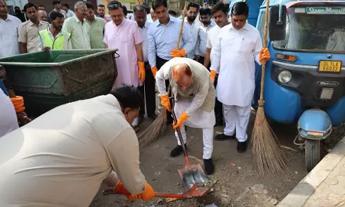 New Delhi: वीर सावरकर पार्क को मिला नया स्वरूप, पार्क नवीनीकरण से स्थानीय लोगों को मिलेगी बेहतर सुविधा New Delhi: वीर सावरकर पार्क को मिला नया स्वरूप, पार्क नवीनीकरण से स्थानीय लोगों को मिलेगी बेहतर सुविधा