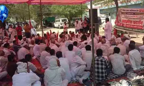 Sirsa में किसानों ने घग्गर ड्रेन मुद्दा उठाया Sirsa में किसानों ने घग्गर ड्रेन मुद्दा उठाया