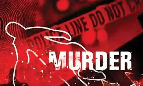 Hyderabad : पत्नी पर गला घोंटकर हत्या कर आत्महत्या दिखाने की कोशिश का मामला Hyderabad : पत्नी पर गला घोंटकर हत्या कर आत्महत्या दिखाने की कोशिश का मामला