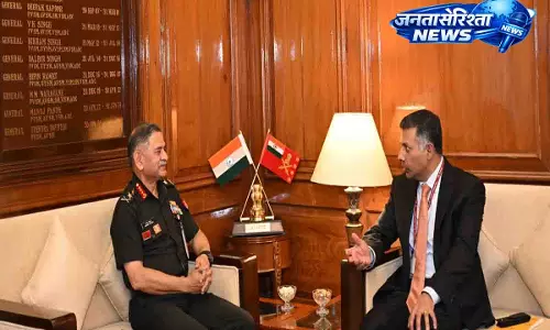 सेना प्रमुख और भारत के राजदूत की बीजिंग के साथ संबंधों पर चर्चा सेना प्रमुख और भारत के राजदूत की बीजिंग के साथ संबंधों पर चर्चा