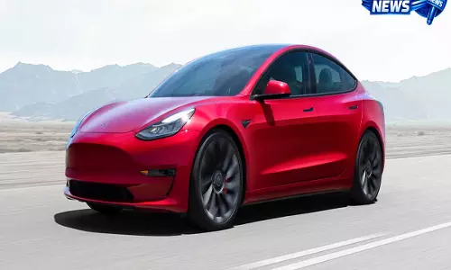 टेक्सास Tesla हादसा: ड्राइवर-असिस्ट मोड में कार घर से टकराई, 76 वर्षीय महिला की मौत