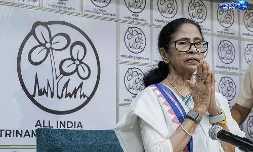 तृणमूल कांग्रेस ने चुनाव आयोग को भेजी नई सूची, Mamata बनर्जी के नेतृत्व पर दोहराया भरोसा