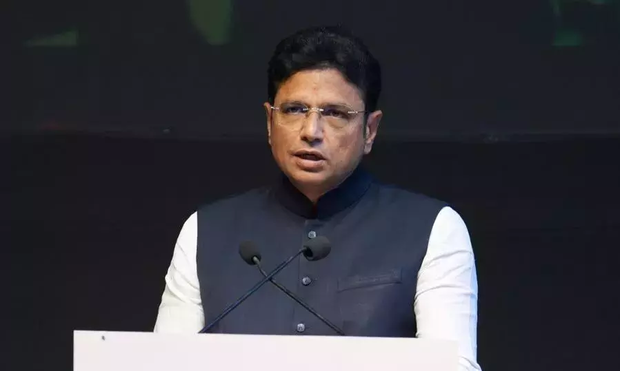 Telangana: मंत्री श्रीधर बाबू ने औद्योगिक विकास को बढ़ावा देने के लिए केंद्र से समर्थन मांगा