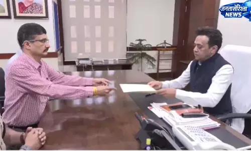 राम मंदिर दान चोरी मामले में SIT की प्रारंभिक रिपोर्ट गृह सचिव को सौंपी, कई गंभीर सवाल उठे राम मंदिर दान चोरी मामले में SIT की प्रारंभिक रिपोर्ट गृह सचिव को सौंपी, कई गंभीर सवाल उठे
