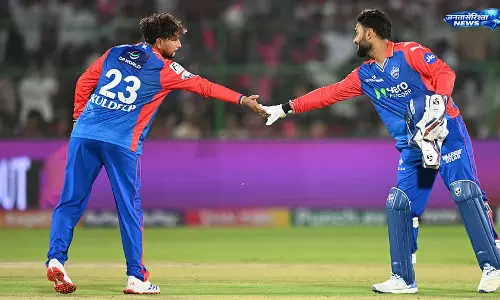 IPL में बड़ा ट्रेड: ऋषभ पंत फिर दिल्ली कैपिटल्स में लौटे IPL में बड़ा ट्रेड: ऋषभ पंत फिर दिल्ली कैपिटल्स में लौटे