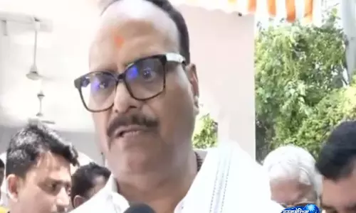 किसी को बख्शा नहीं जाएगा: लखनऊ अग्निकांड पर यूपी के डिप्टी सीएम ब्रजेश पाठक किसी को बख्शा नहीं जाएगा: लखनऊ अग्निकांड पर यूपी के डिप्टी सीएम ब्रजेश पाठक