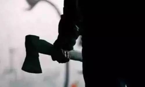 Haryana : कैंप कॉलोनी में पड़ोसी विवाद हिंसक झड़प में बदला, कुल्हाड़ी से हमला Haryana : कैंप कॉलोनी में पड़ोसी विवाद हिंसक झड़प में बदला, कुल्हाड़ी से हमला