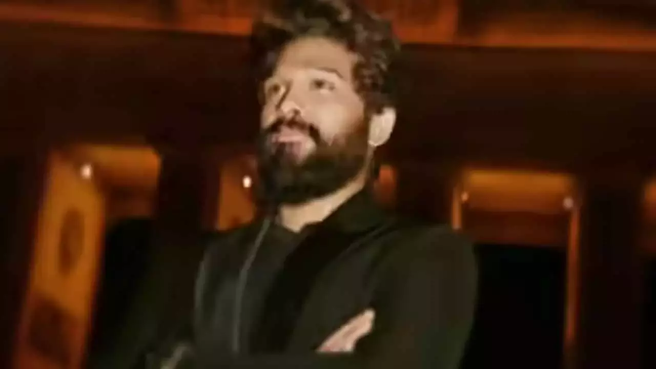 Telangana: अल्लू अर्जुन संध्या थिएटर भगदड़ मामले में वर्चुअली पेश हुए Telangana: अल्लू अर्जुन संध्या थिएटर भगदड़ मामले में वर्चुअली पेश हुए