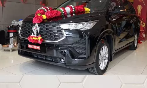 Innova Crysta को लेकर सामने आया सच Innova Crysta को लेकर सामने आया सच