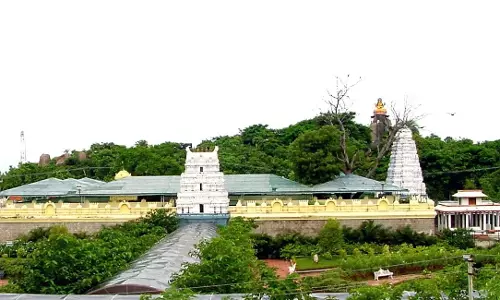 Telangana के मशहूर बासर मंदिर में चोरी