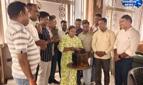 दारोगा बैच की वर्षगांठ पर झारखंड पुलिस में खुशी का माहौल दारोगा बैच की वर्षगांठ पर झारखंड पुलिस में खुशी का माहौल