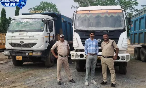 खनिज विभाग की बड़ी कार्रवाई, 2 दिन में 1 पोकलेन और 6 हाईवा वाहन जब्त खनिज विभाग की बड़ी कार्रवाई, 2 दिन में 1 पोकलेन और 6 हाईवा वाहन जब्त