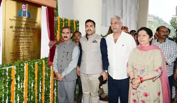 Shimla: शिमला के विकास को नई गति, मुख्यमंत्री ने किया पार्किंग परियोजना का उद्घाटन