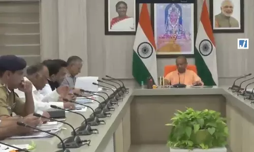 कृषि और ग्रामीण विकास योजनाओं की समीक्षा, सीएम योगी ने अधिकारियों को दिए जरूरी निर्देश कृषि और ग्रामीण विकास योजनाओं की समीक्षा, सीएम योगी ने अधिकारियों को दिए जरूरी निर्देश