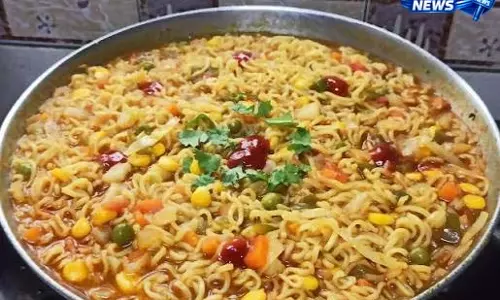 रेसेपी: वेज मैगी ट्विस्ट रेसेपी: वेज मैगी ट्विस्ट