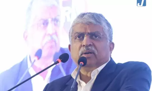 एआई आईटी कंपनियों को मजबूत करेगा : इंफोसिस के चेयरमैन नीलेकणी एआई आईटी कंपनियों को मजबूत करेगा : इंफोसिस के चेयरमैन नीलेकणी