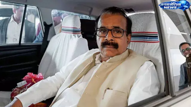 BJP नेता जॉर्ज कुरियन ने केंद्रीय मंत्री पद से दिया इस्तीफा, राष्ट्रपति ने स्वीकार किया BJP नेता जॉर्ज कुरियन ने केंद्रीय मंत्री पद से दिया इस्तीफा, राष्ट्रपति ने स्वीकार किया