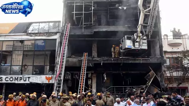 लखनऊ अग्निकांड के बाद कानपुर में बड़ा एक्शन, KDA ने किया 5 प्रतिष्ठान सील लखनऊ अग्निकांड के बाद कानपुर में बड़ा एक्शन, KDA ने किया 5 प्रतिष्ठान सील