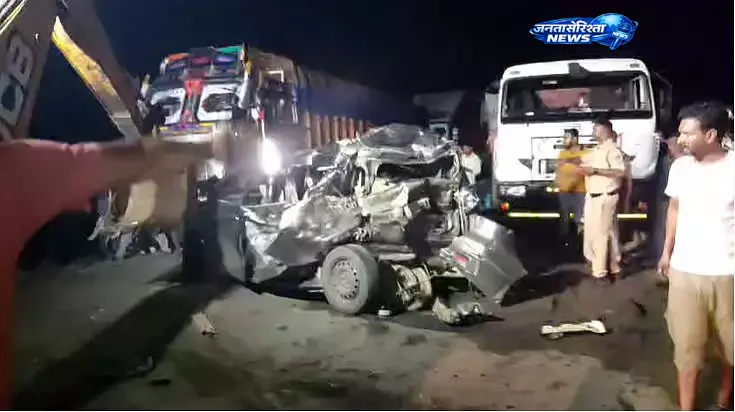Jabalpur-रायपुर नेशनल हाईवे पर भीषण सड़क हादसा, एक की मौत, पांच घायल Jabalpur-रायपुर नेशनल हाईवे पर भीषण सड़क हादसा, एक की मौत, पांच घायल