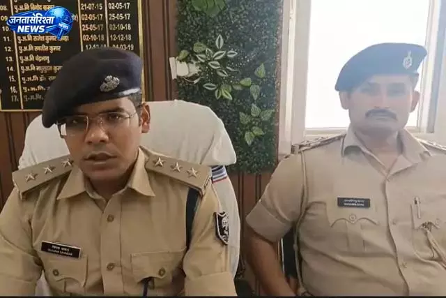 नौकरी दिलाने के नाम पर चल रहा था फर्जीवाड़ा नौकरी दिलाने के नाम पर चल रहा था फर्जीवाड़ा