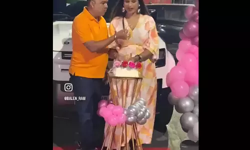 फ्लाईओवर में रखा पत्नी का लिटिल बर्थडे पार्टी, पति गिरफ्तार फ्लाईओवर में रखा पत्नी का लिटिल बर्थडे पार्टी, पति गिरफ्तार