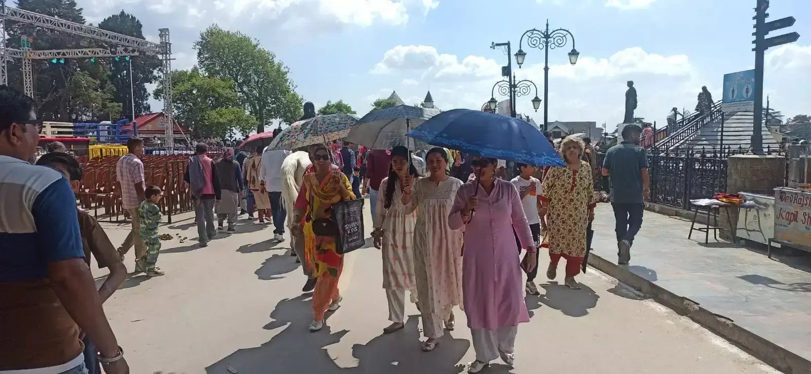 Shimla: हिमाचल में मौसम का बदला मिजाज, गर्मी ने दिखाए तीखे तेवर Shimla: हिमाचल में मौसम का बदला मिजाज, गर्मी ने दिखाए तीखे तेवर