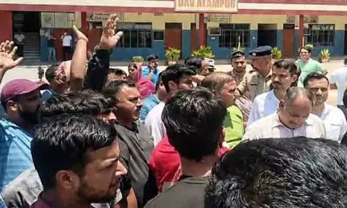 Himachal में 11वीं छात्र ने की आत्महत्या Himachal में 11वीं छात्र ने की आत्महत्या