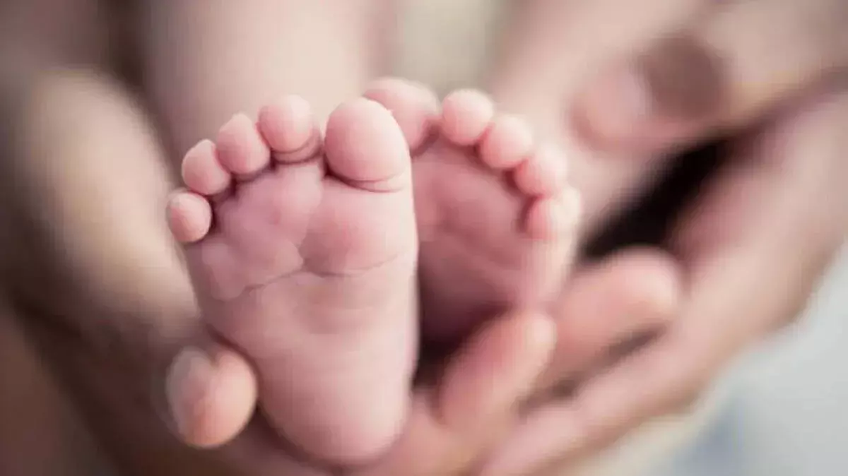kerala: वैक्सीन के बाद बच्चे की हालत बिगड़ी, इमरजेंसी सर्जरी kerala: वैक्सीन के बाद बच्चे की हालत बिगड़ी, इमरजेंसी सर्जरी