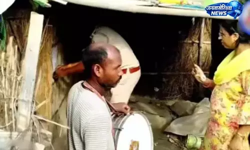 फरार आरोपी की तलाश तेज, घर पर नोटिस चस्पा