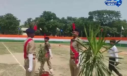 ट्रेनिंग पूरी, जवानों में भावनाओं का सैलाब ट्रेनिंग पूरी, जवानों में भावनाओं का सैलाब