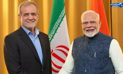 ईरान राष्ट्रपति ने PM मोदी को राजकीय समारोह का आमंत्रण भेजा ईरान राष्ट्रपति ने PM मोदी को राजकीय समारोह का आमंत्रण भेजा