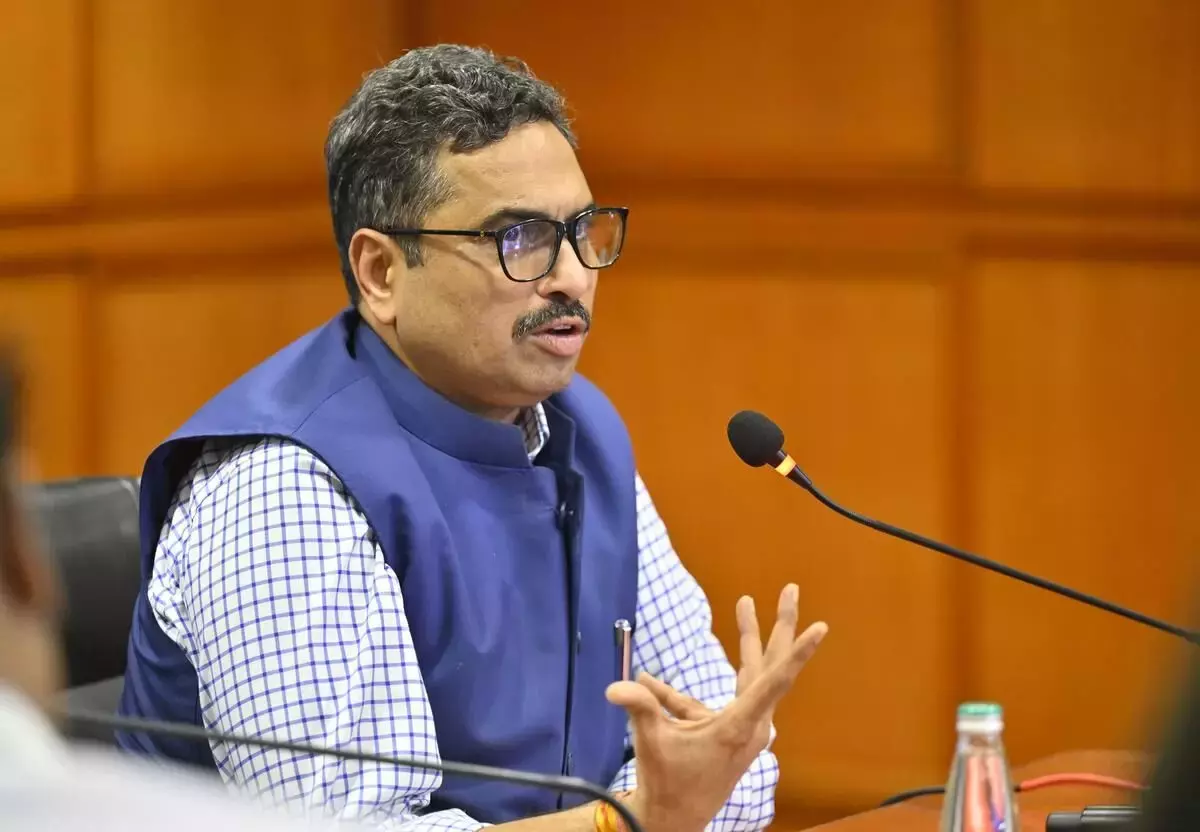 Andhra: केंद्र ने संजय जाजू को कार्यमुक्त किया, तेलंगाना के मुख्य सचिव पद का रास्ता साफ हुआ Andhra: केंद्र ने संजय जाजू को कार्यमुक्त किया, तेलंगाना के मुख्य सचिव पद का रास्ता साफ हुआ