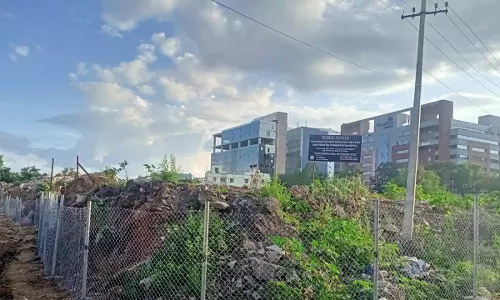 HYDRA ने सरकारी जमीन और तालाब को बचाने के लिए अतिक्रमण हटाया