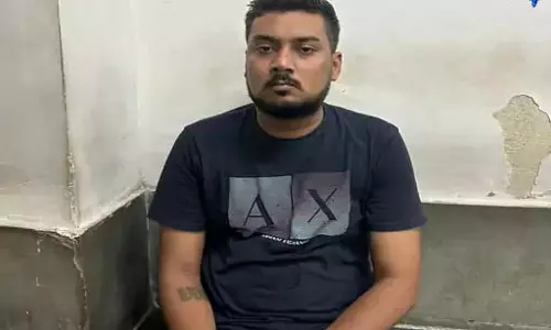 76 करोड़ का फर्जी बिल घोटाला, आदेश्वर ट्रेड लिंक का संचालक गिरफ्तार 76 करोड़ का फर्जी बिल घोटाला, आदेश्वर ट्रेड लिंक का संचालक गिरफ्तार