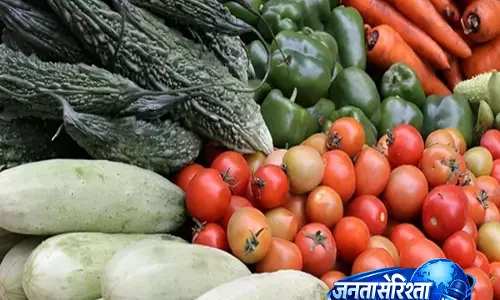 महंगाई का असर, सब्जियां हुईं महंगी